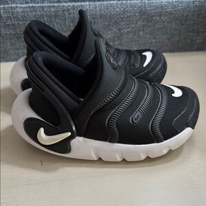 Nike Kids Black and White Slip-On Sneakers